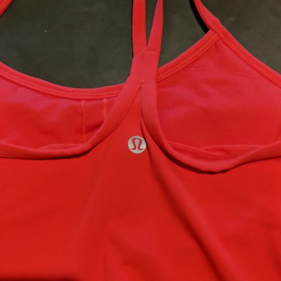 Red lulu Y tank - Picture 3 of 3